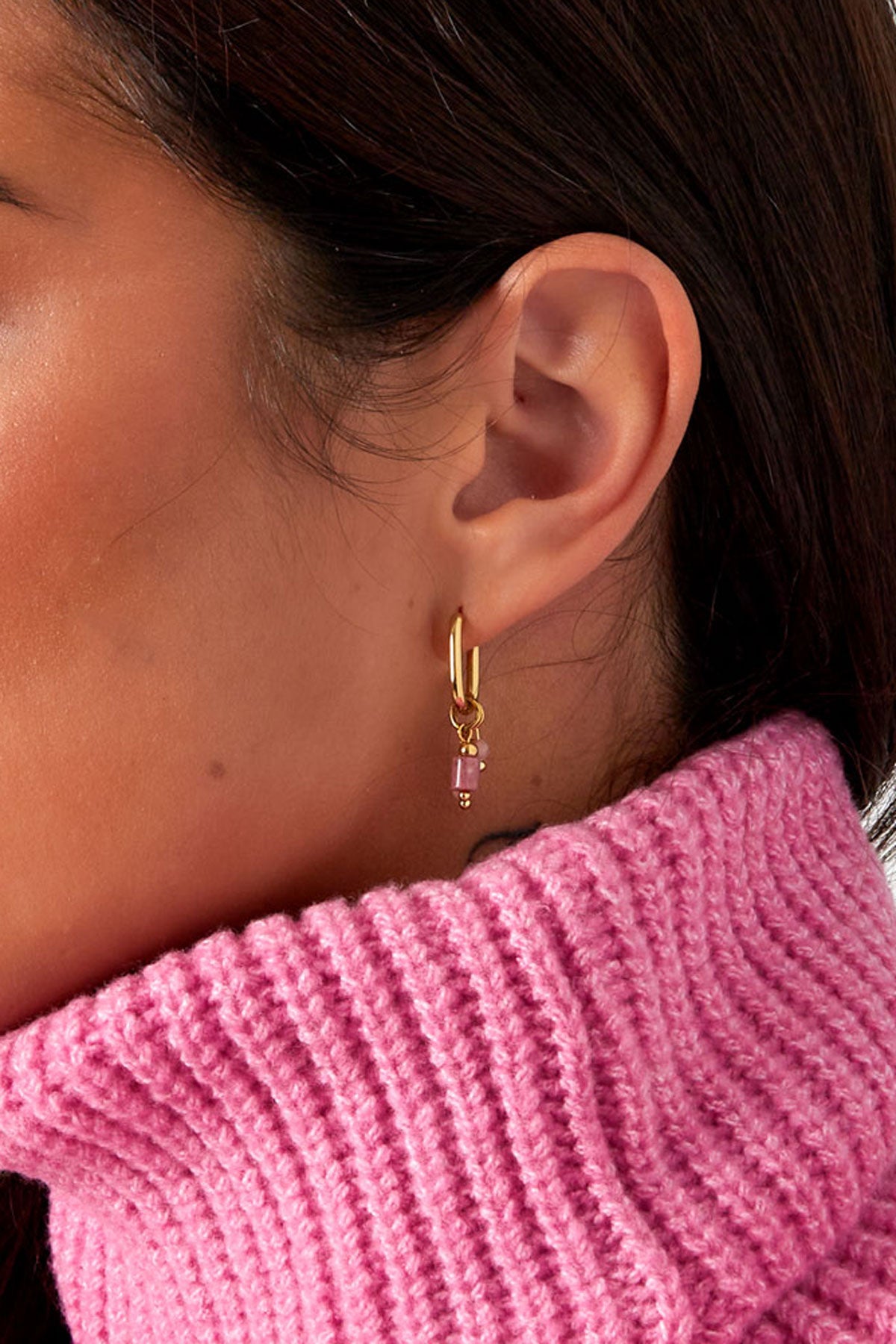 Ohrring mit schwarzen Perlen – Goldfarbe - Goldfarbefarbe