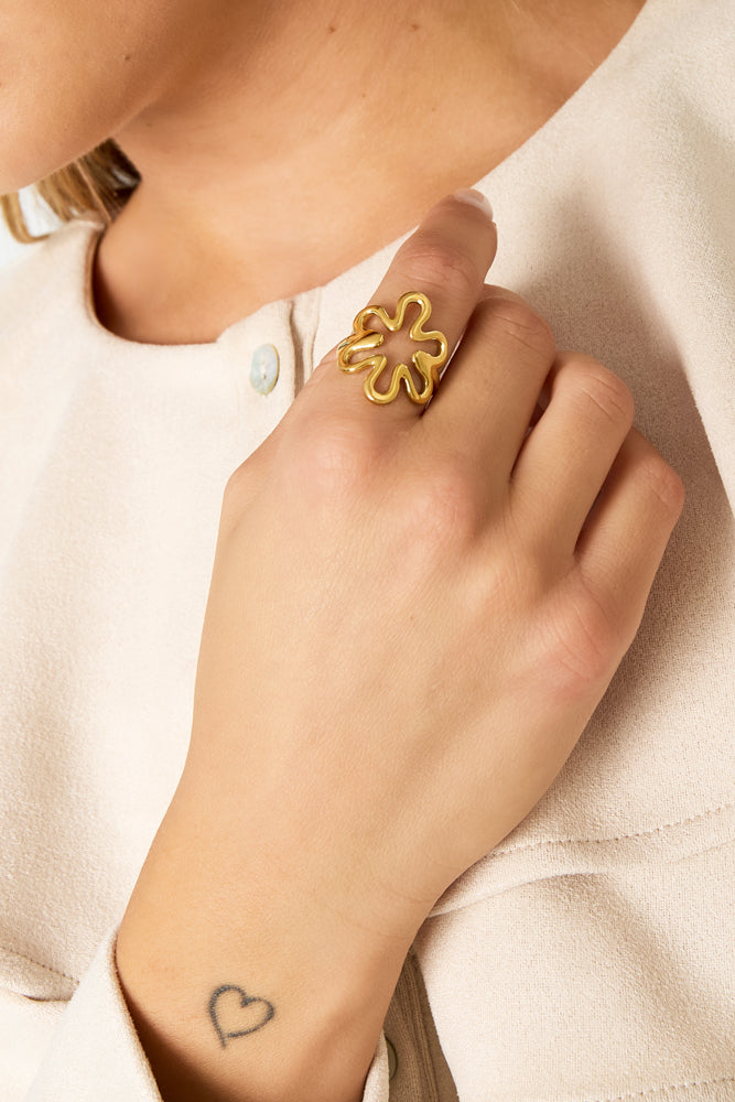 Blühender Ring