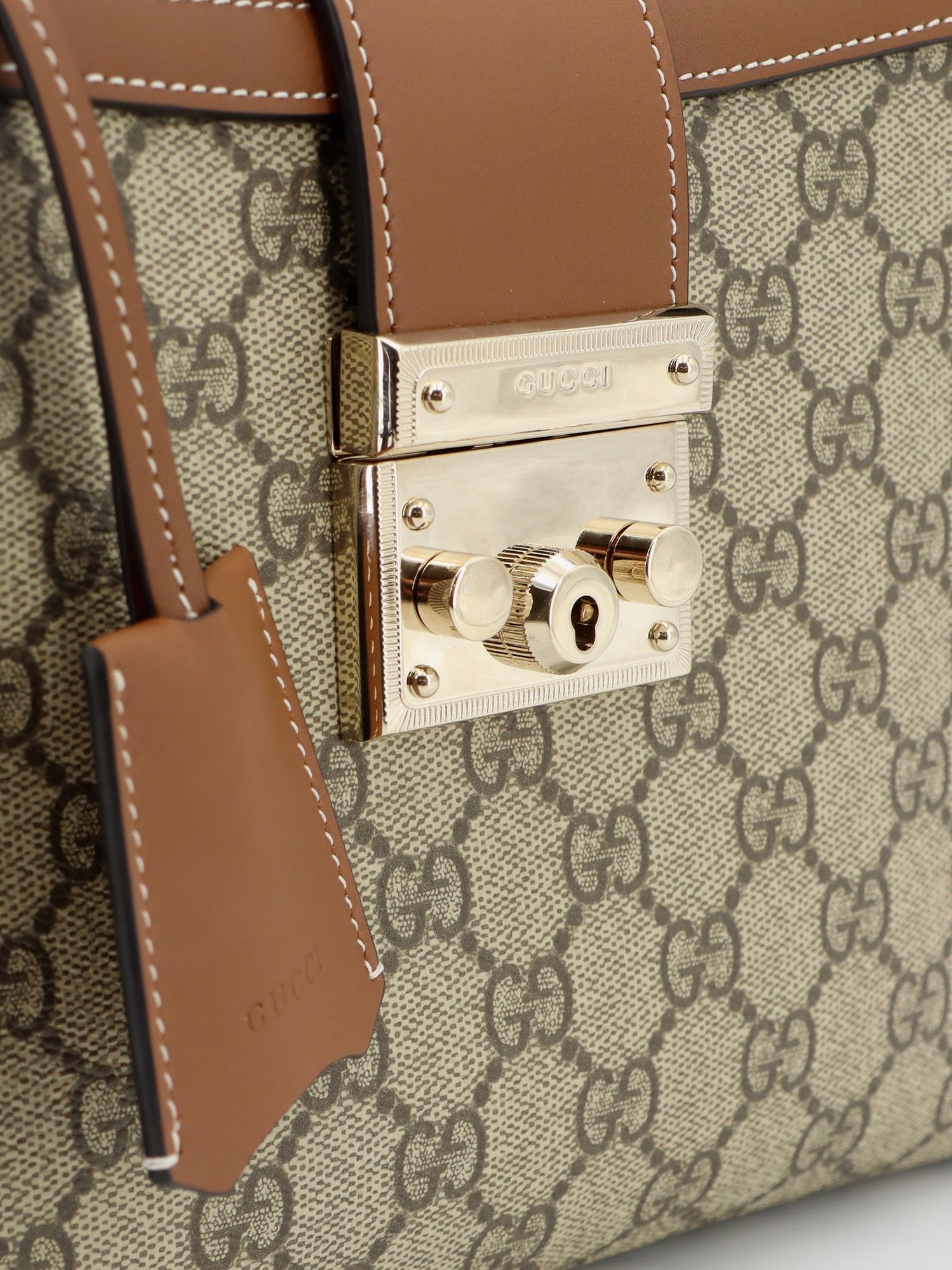 Umhängetasche 'Padlock'
