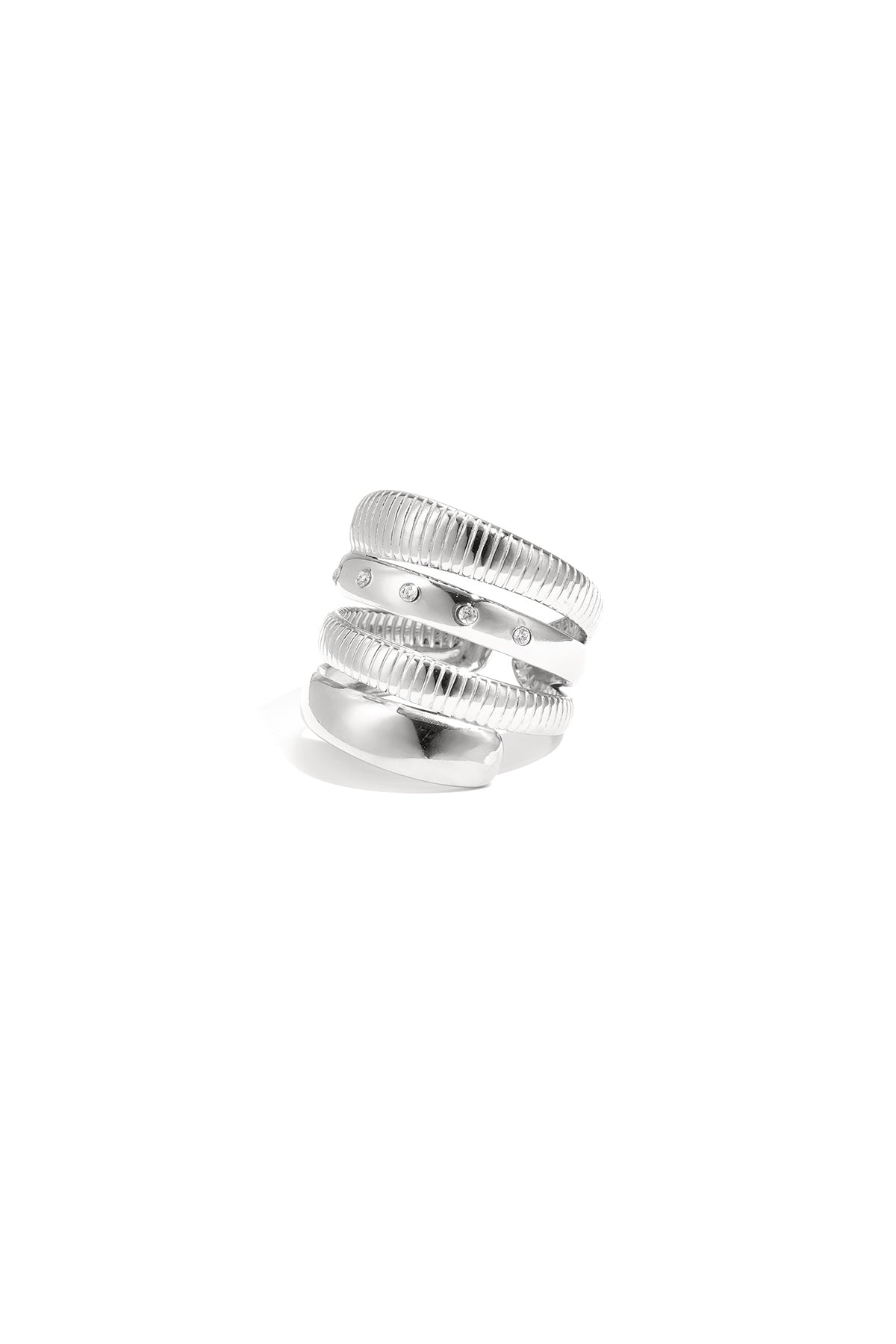 Mehrlagiger Ring mit Streifenmuster