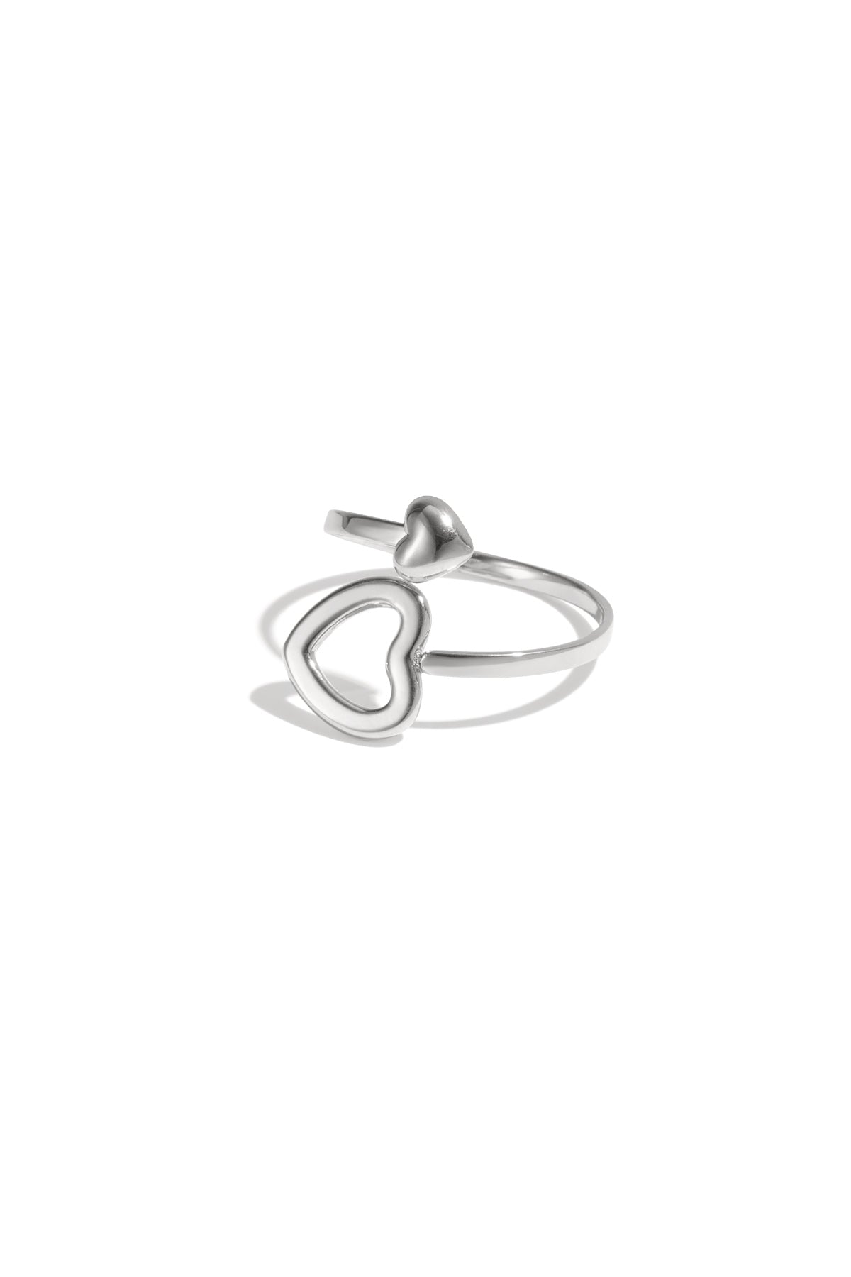 Ring mit offenem und geschlossenem Herz