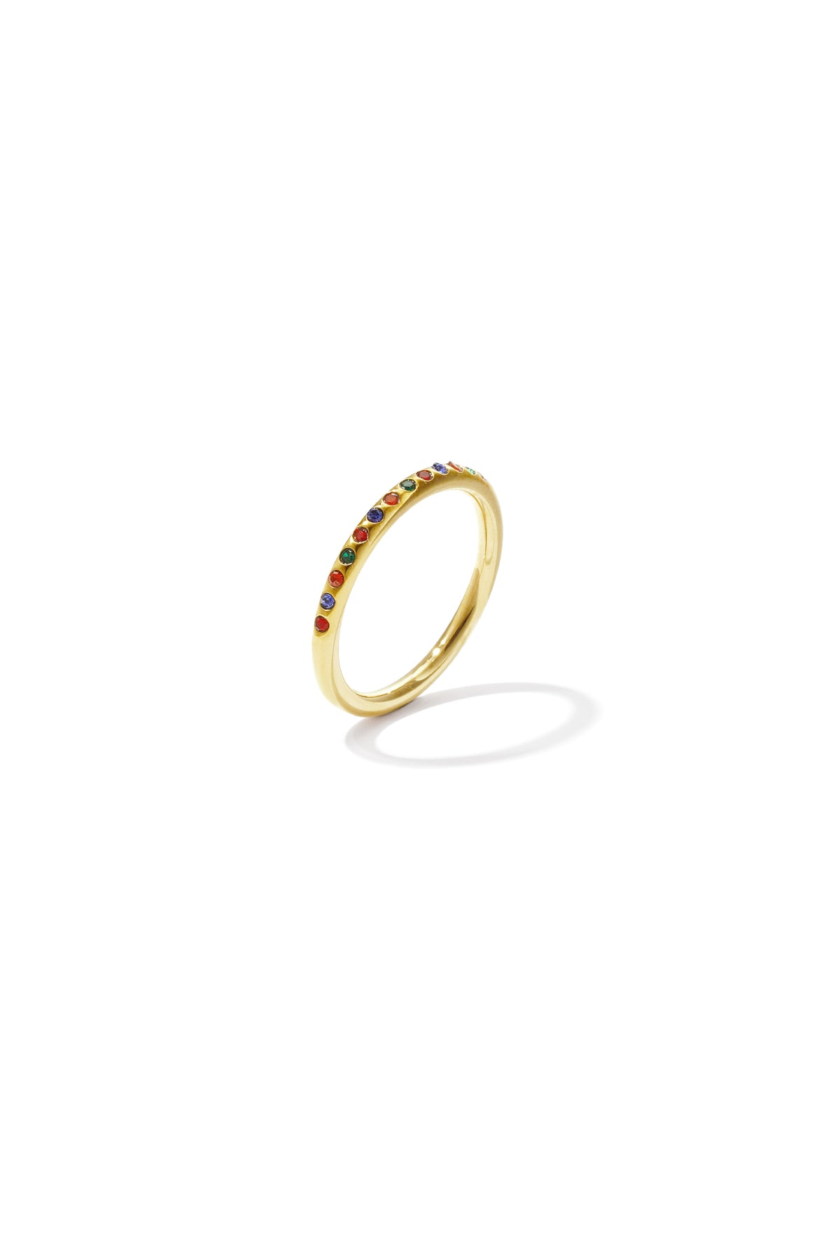 Minimalistischer Ring mit Steinen