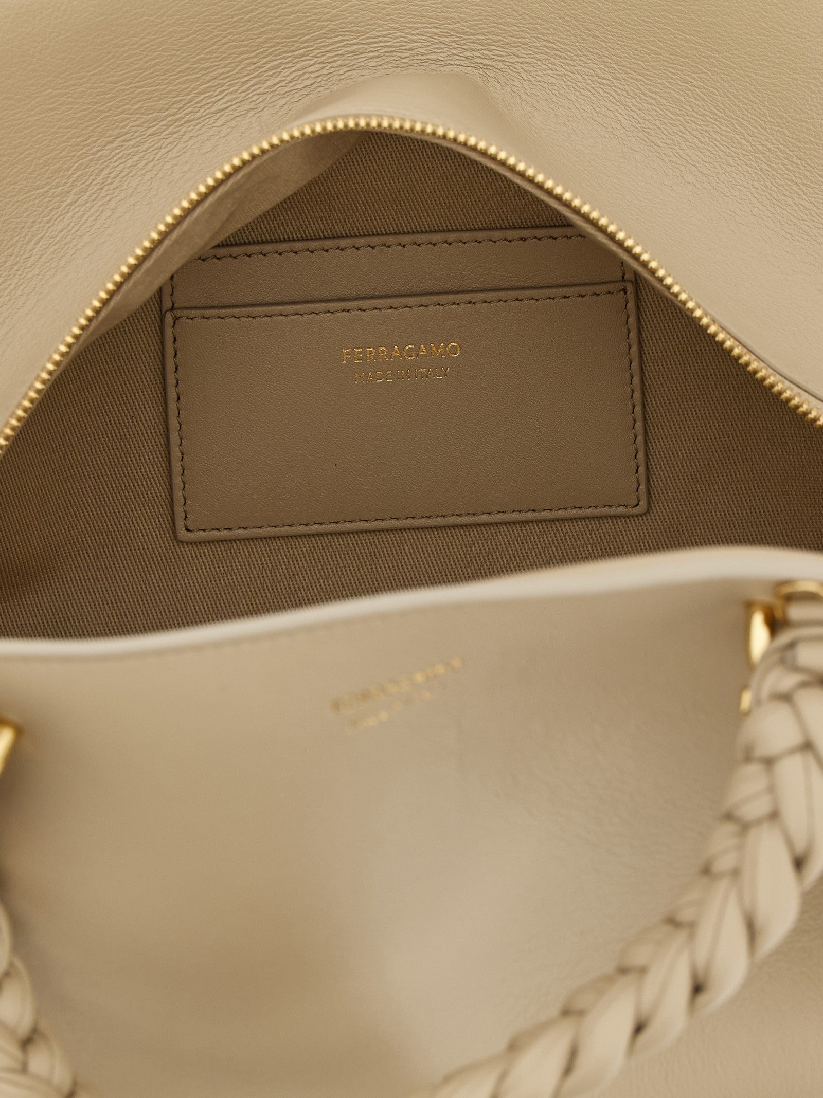 Handtasche (M)
